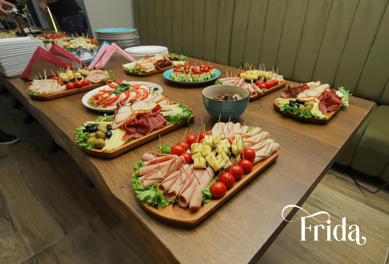 Hotel & Restaurant Frida Gjakova Eksteriør billede
