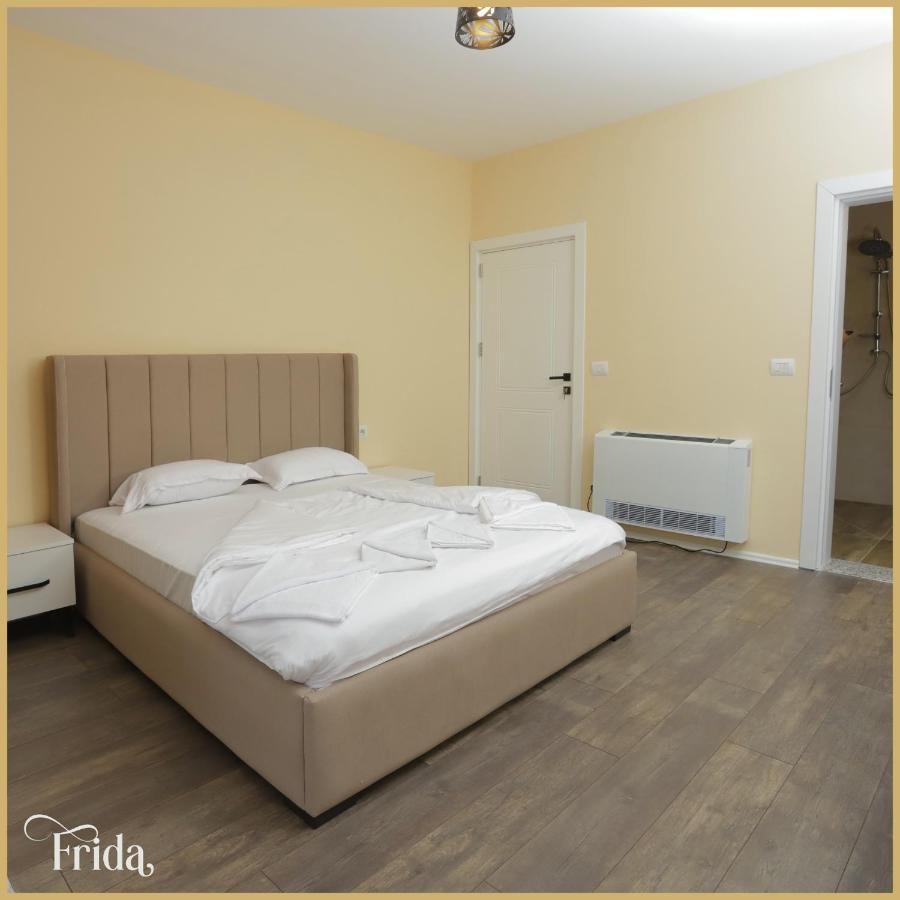 Hotel & Restaurant Frida Gjakova Eksteriør billede