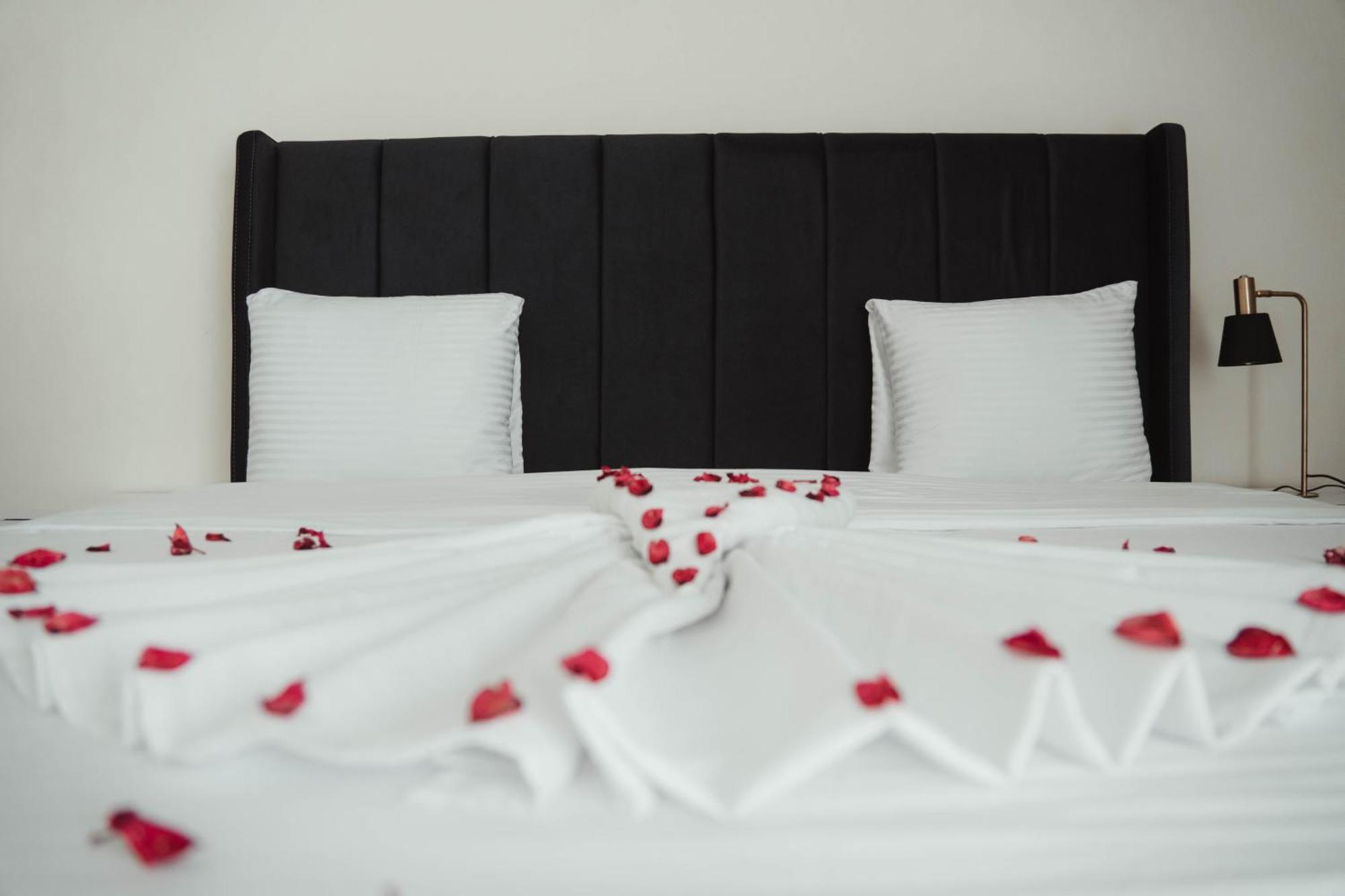 Hotel & Restaurant Frida Gjakova Eksteriør billede