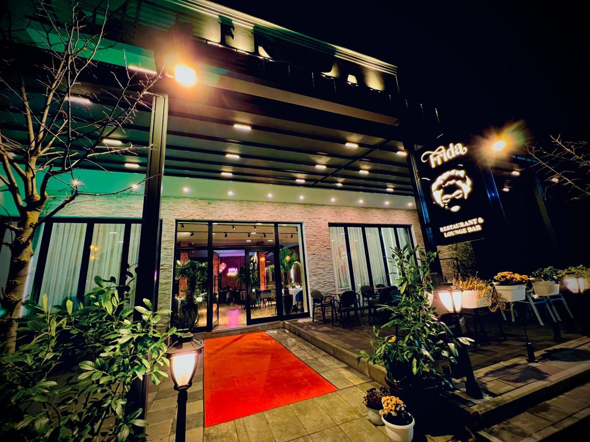 Hotel & Restaurant Frida Gjakova Eksteriør billede