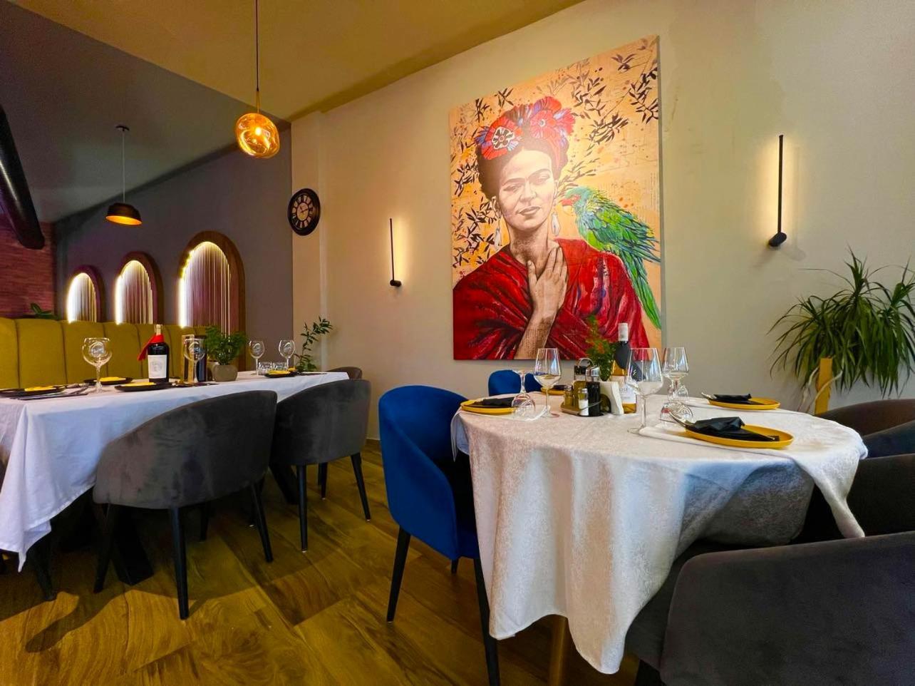 Hotel & Restaurant Frida Gjakova Eksteriør billede